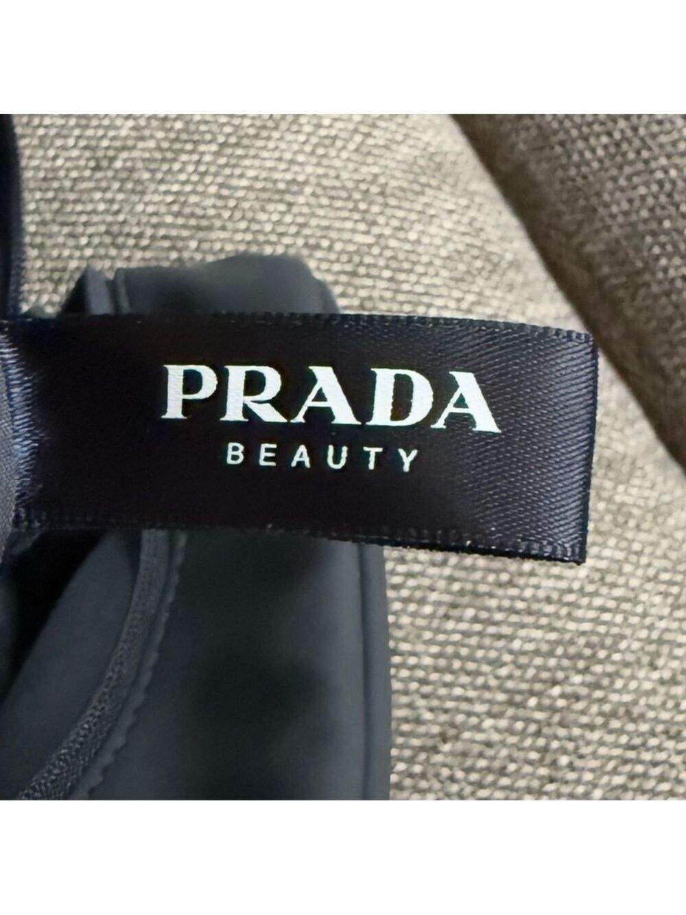 Prada Beauty Men’s Travel Pouch Toiletry Bag Navy Blue Authentic New - Picture 9 of 12